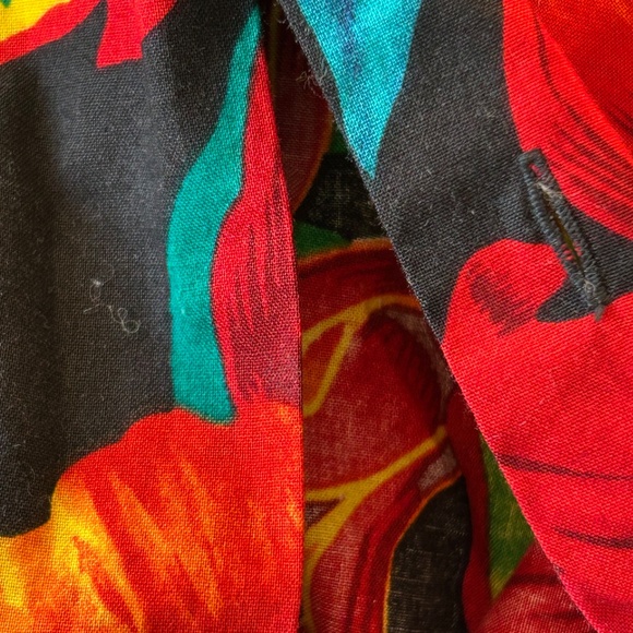 Hilo Hattie Tropical Hawaiian Shirt Vibrant Floral 2XL - Picture 5 of 7